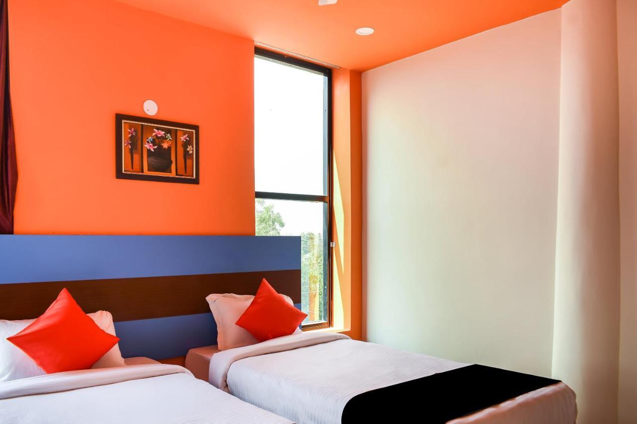 Capital O 67249 Hotel Planet Бхубанешвар Екстериор снимка