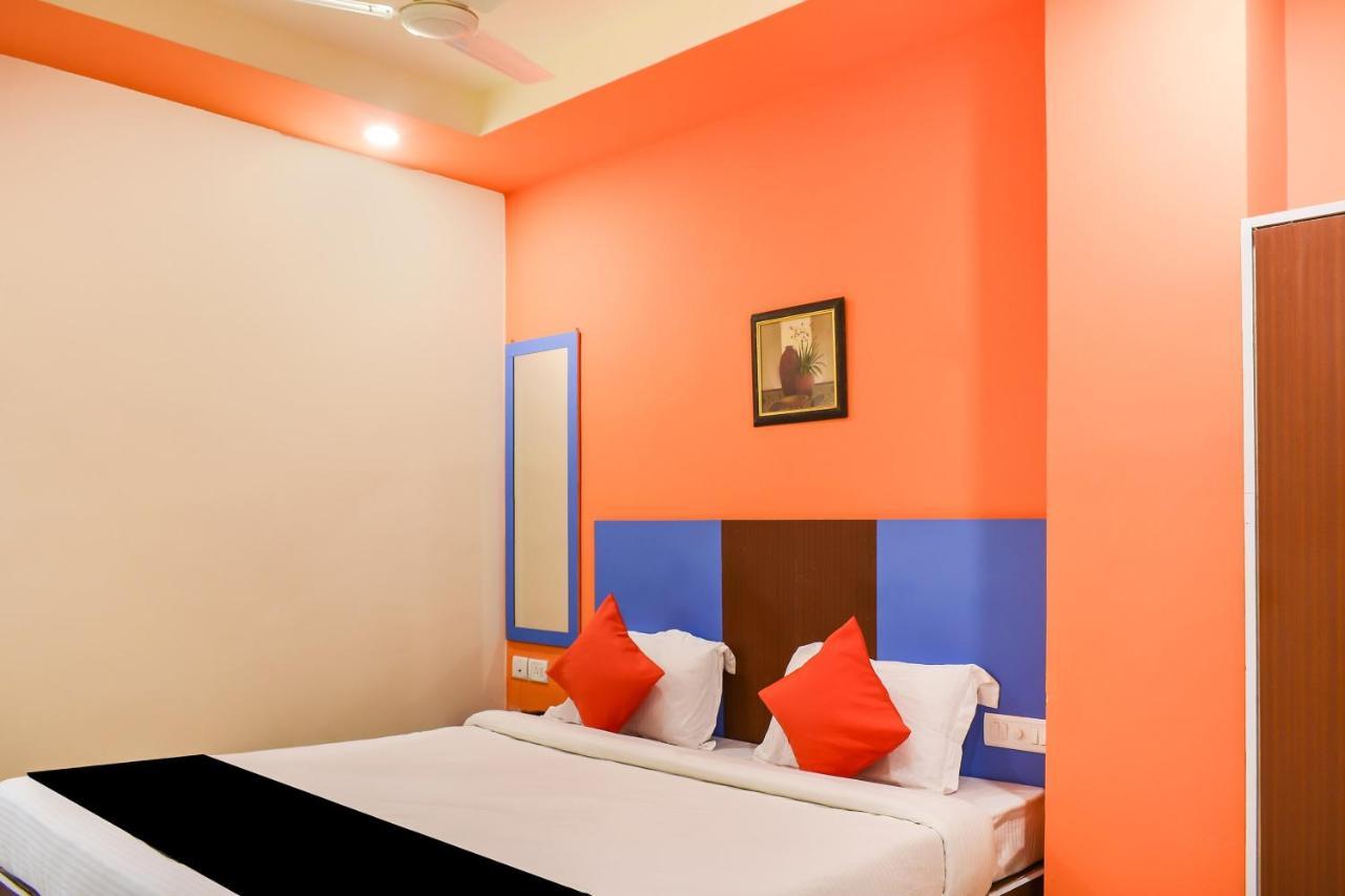 Capital O 67249 Hotel Planet Бхубанешвар Екстериор снимка